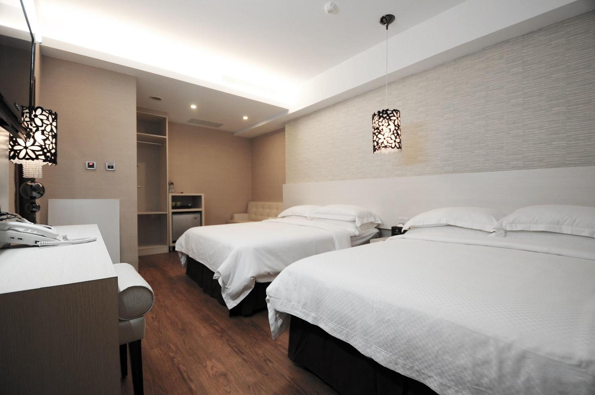 The Riverside Hotel Старе місто Хенчун Номер фото