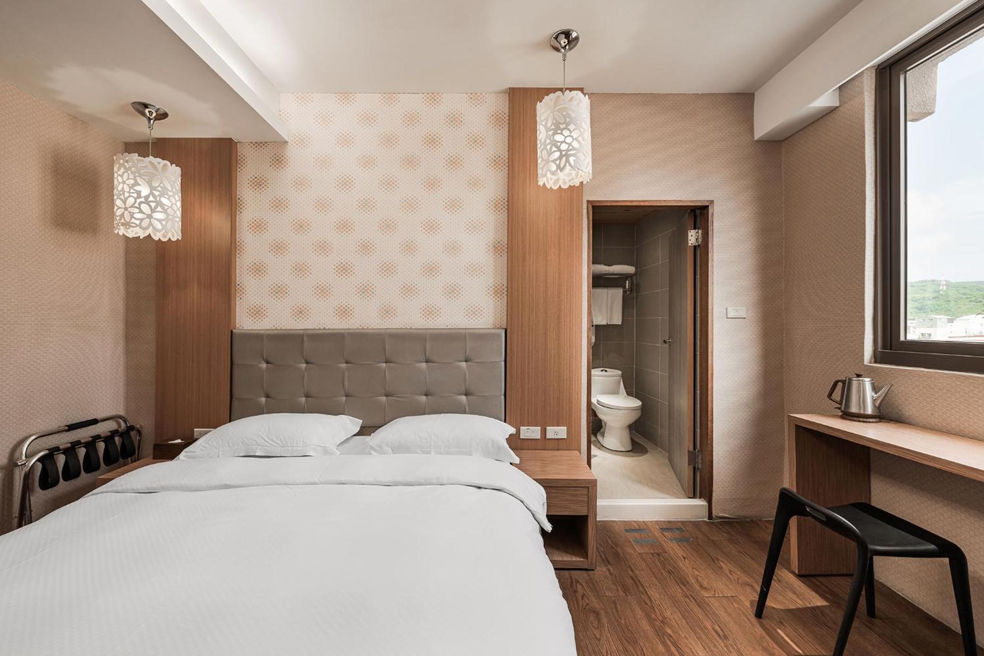 The Riverside Hotel Старе місто Хенчун Екстер'єр фото