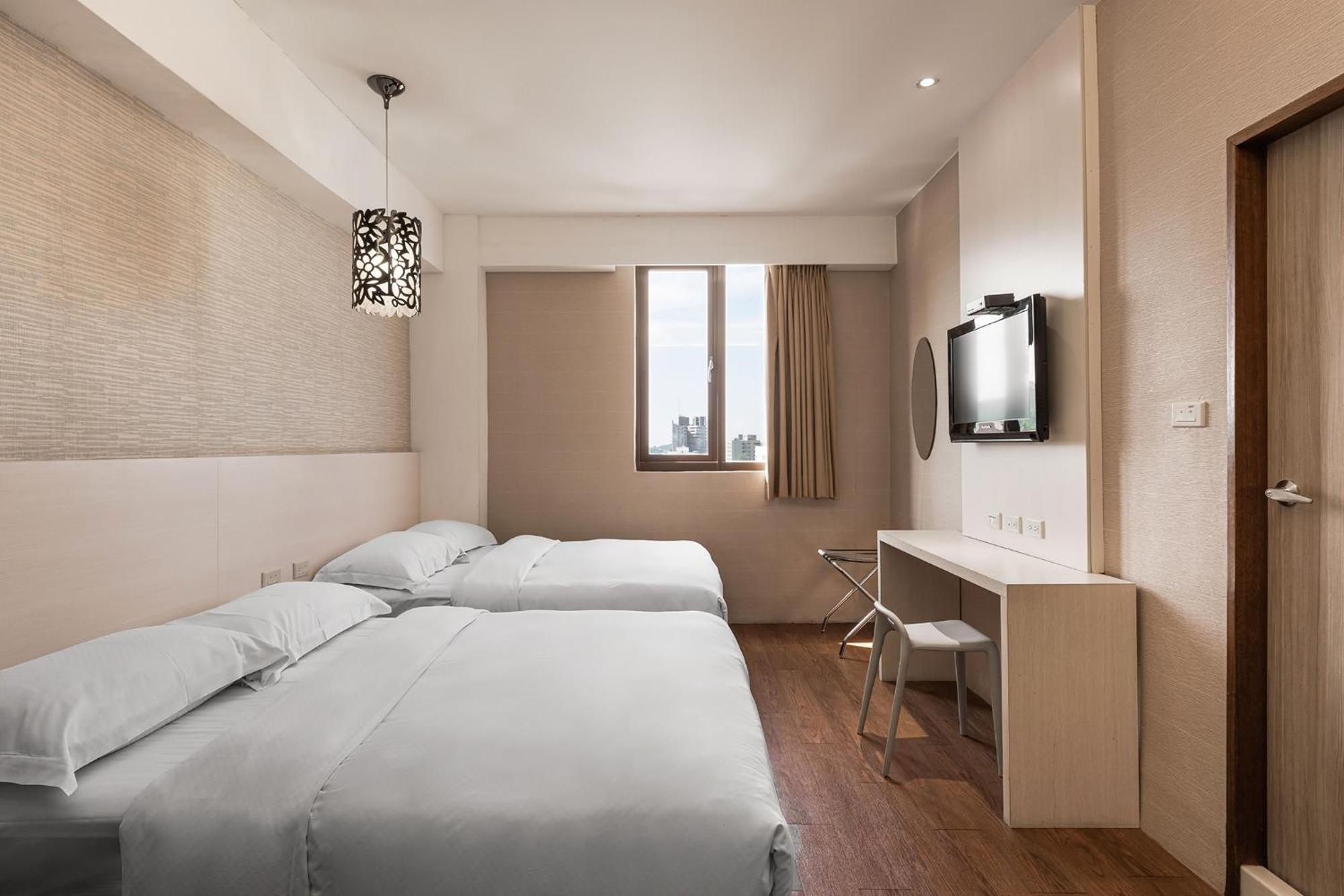 The Riverside Hotel Старе місто Хенчун Екстер'єр фото